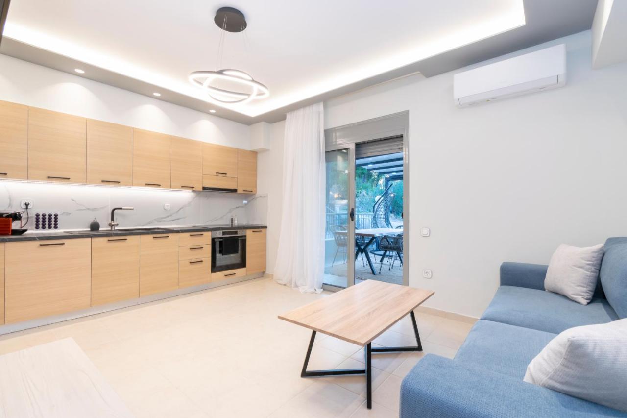 Sithoniars Luxury Ground Floor Apartment With Private Garden 네오스마르마라스 외부 사진