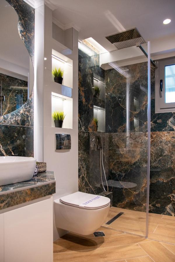 Sithoniars Luxury Ground Floor Apartment With Private Garden 네오스마르마라스 외부 사진